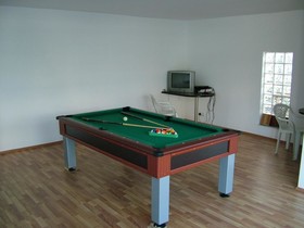 Side Garden Residence