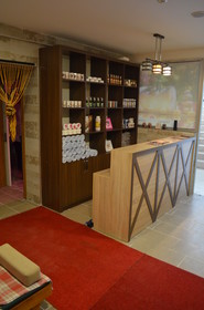 Side Legend Hotel