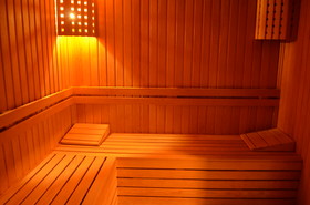Side Legend Hotel