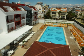 Side Legend Hotel