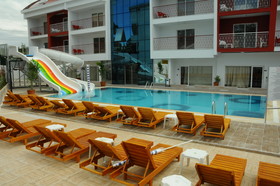 Side Legend Hotel