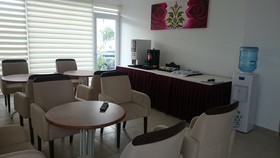 Side Legend Hotel