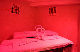 Side Legend Hotel