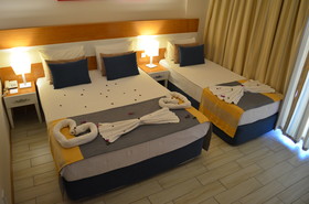 Side Legend Hotel