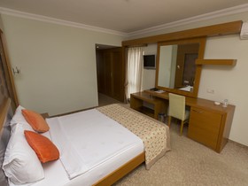 Sirma Hotel
