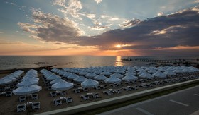 The Sense De Luxe Hotel