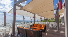 The Sense De Luxe Hotel