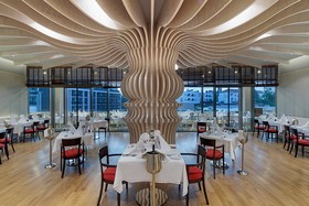 The Sense De Luxe Hotel