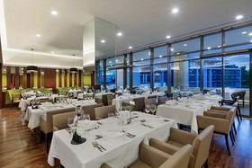 The Sense De Luxe Hotel