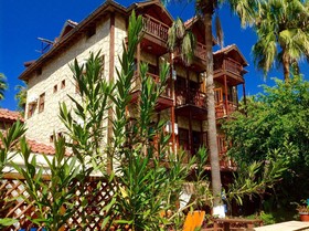 Tuana Hotel