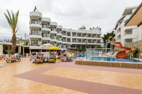 Side Resort Annex