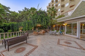 Armas Kaplan Paradise