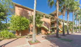 Lonicera World Hotel