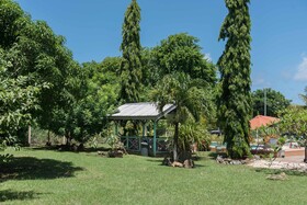 Eco Park Inn
