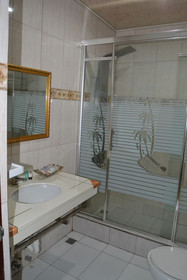 Metro Hotel Couva
