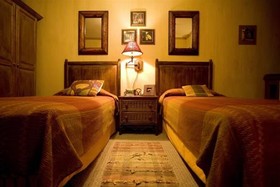 Coblentz Inn