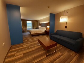 Holiday Inn Express & Suites Trincity Trinidad Airport