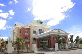 Holiday Inn Express & Suites Trincity Trinidad Airport