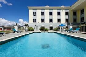 Holiday Inn Express & Suites Trincity Trinidad Airport