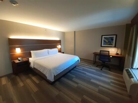 Holiday Inn Express & Suites Trincity Trinidad Airport