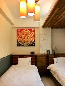 Home & Teak Homestay