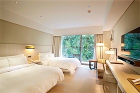 Chihpen Century Hotel