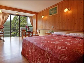 Ali-Shan Dengshan Hotel