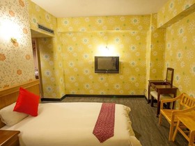 Chiayi Crown Hotel