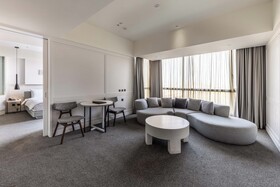 Hsin Hotel