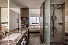 Hsin Hotel