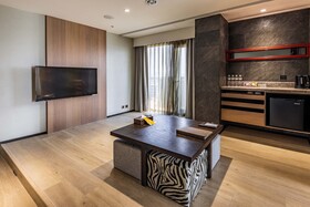 Hsin Hotel