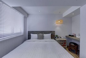 Lan Kwai Fong Garden Hotel