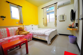 Happy Orange Homestay