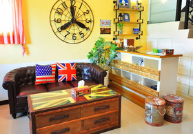 Happy Orange Homestay