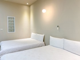 Tourist Home Bed And Breakfast