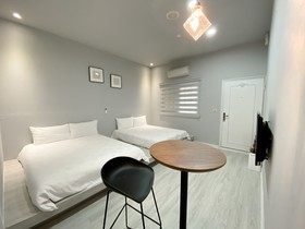 Tourist Home Bed And Breakfast