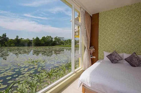 Tourist Home Bed And Breakfast