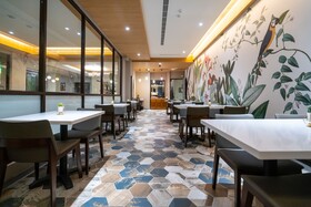 Relaxury Beach House