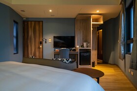 Relaxury Beach House