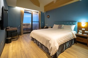 Relaxury Beach House