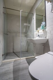 Relaxury Beach House