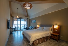 Relaxury Beach House