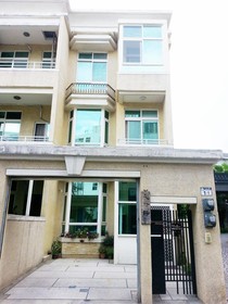 Encounter Hostel