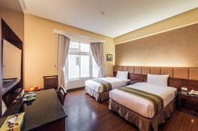 Travel Road Hotel