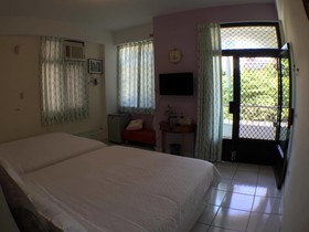 Zizai Garden Bed And Breakfast