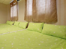 Lotung Starhouse Inn