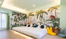 Wunan Zoo Family Homestay