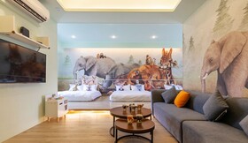 Wunan Zoo Family Homestay