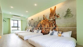Wunan Zoo Family Homestay