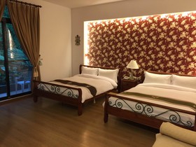 Cloudtop Landscape Hotel